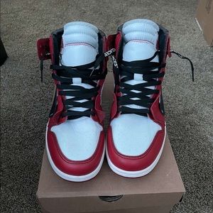 Chicago Jordan 1 off white
